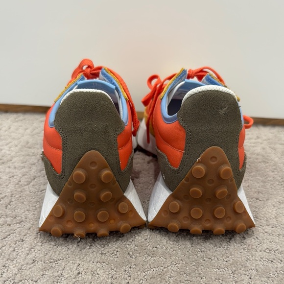 New Balance 327 Sneakers - Picture 4 of 4